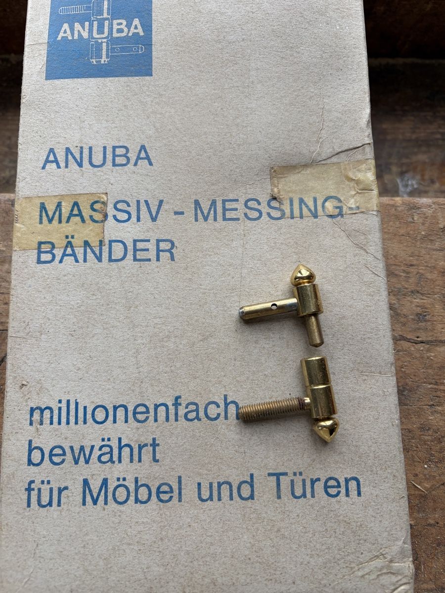 Eisenwaren: ANUBA Messing-Bänder – Neu (gemäss Beschreibung) aus Wilderswil von rue_cg5t 1
