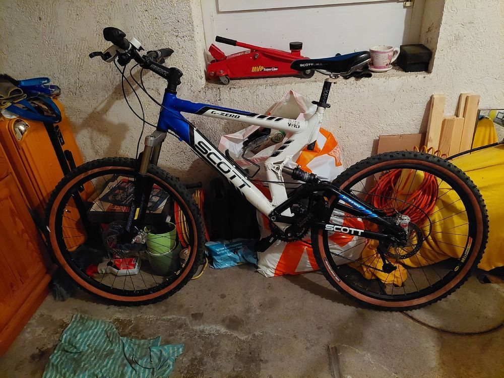 VTT Tout Suspendu SCOTT G-ZERO - 26