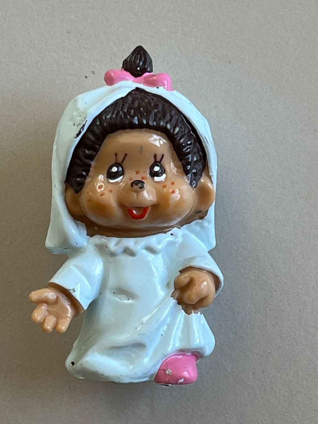 Bullyland Figurines: Monchichi Figur Braut von Bully von 1981 – D'occasion à Winterthur par Wusa01
