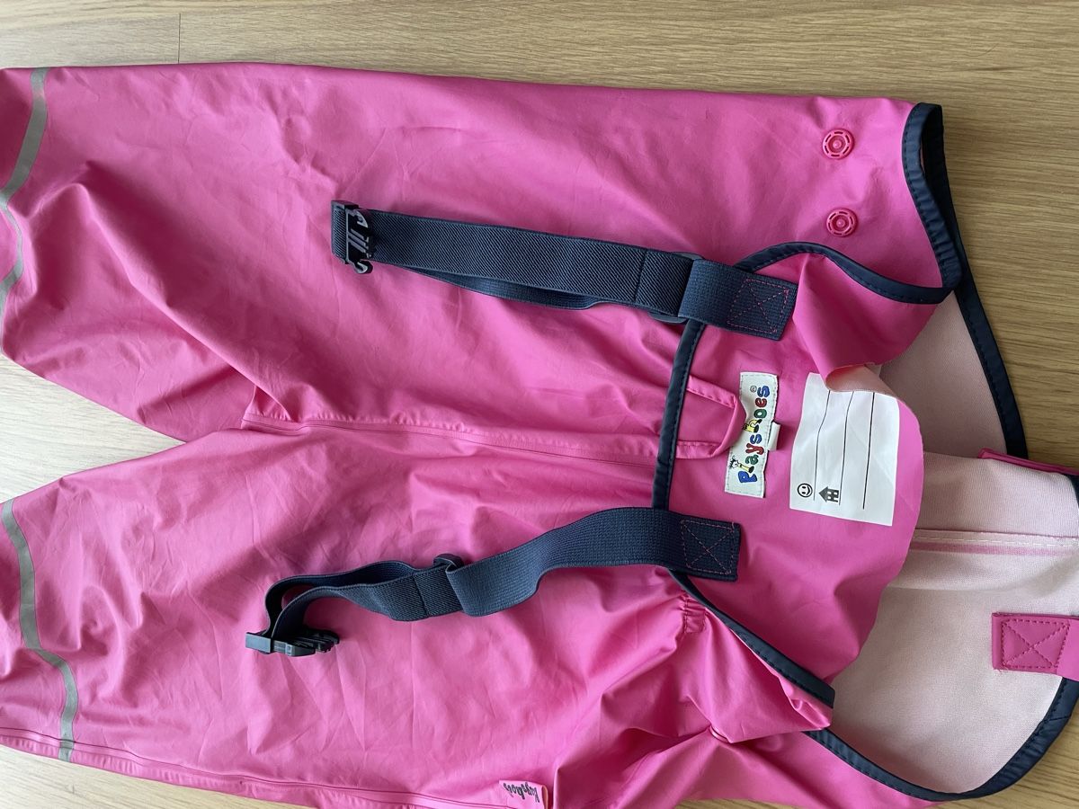 Pantaloni: Schöne Regenhose Gr.98 – Usato da Grosshöchstetten venduto da and_7gf5 2