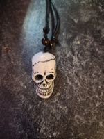 collier crane blanc