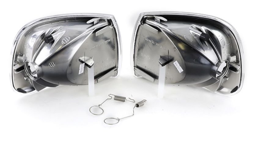 Volkswagen Tutti pezzi di ricambio auto: Frontblinker VW T4 Bus Blinker Volkswagen – Nuovo e nell'imballaggio originale da Winikon venduto da cabriofan01 2