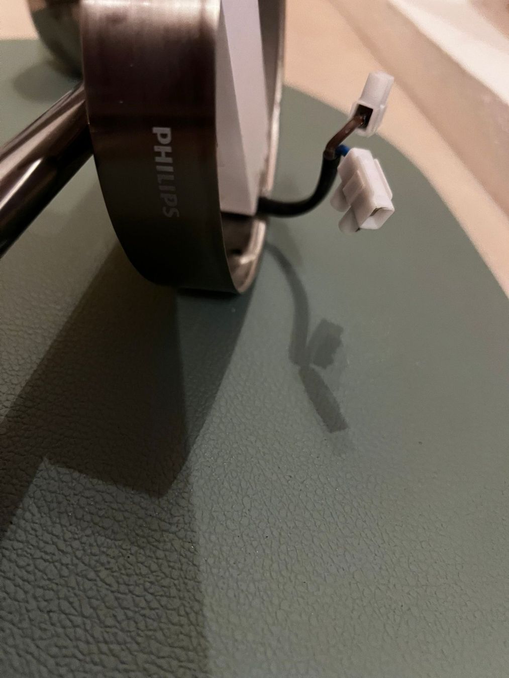 Lampade: Lampada cromata Philips con due faretti – Usato da Pazzallo venduto da nic_6zpt 3