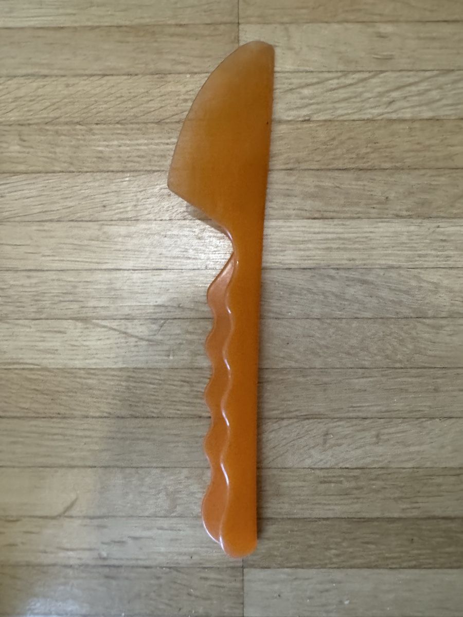 Küchenmesser: Coltello da torta, color arancio - Affare! – Gebraucht aus Viganello von BlackPanda0003
