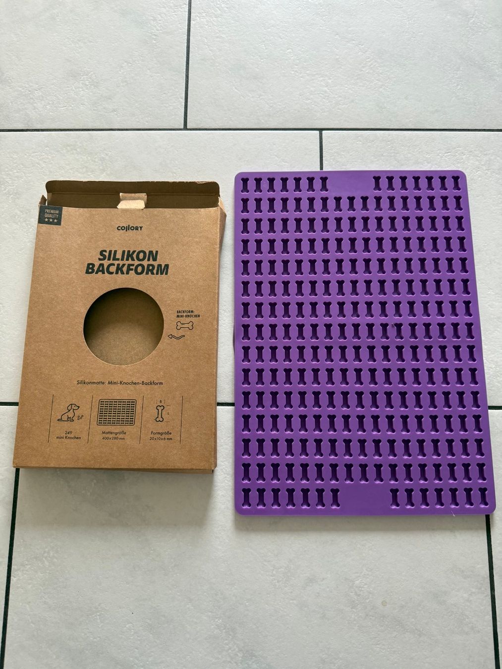 Backformen: Silikon Backmatte für Hunde oder Katzenleckerlis / Collory – Gebraucht aus Eschenbach SG von Sums