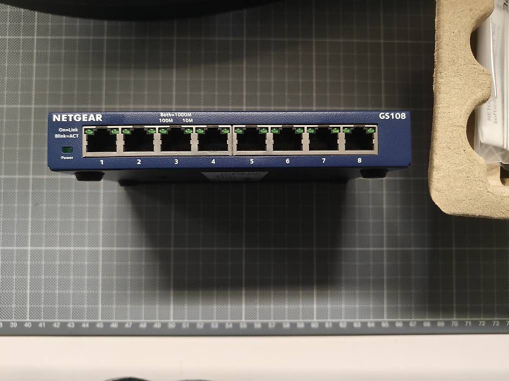 Hubs & Switches: Netgear GS108 8-Port Gigabit Switch – Gebraucht aus Odogno von Aron.Stocker 2