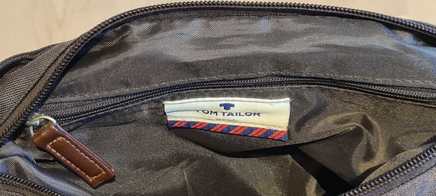 Tom Tailor Borse da donna: Umhängetasche Damen – Usato da Islikon venduto da EFH651 2