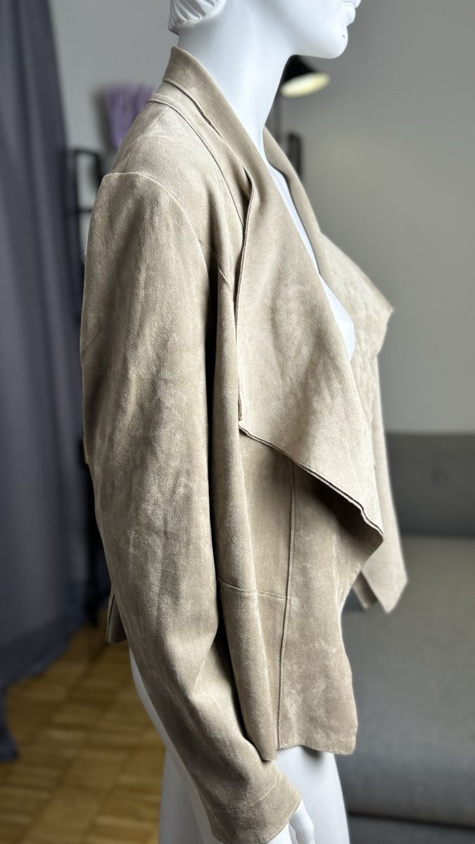 Marc Cain Giacche: Suede Look Jacket by MARCCAIN, Gr.4 / S/M – Nuovo (secondo la descrizione) da Adliswil venduto da RicPro 1