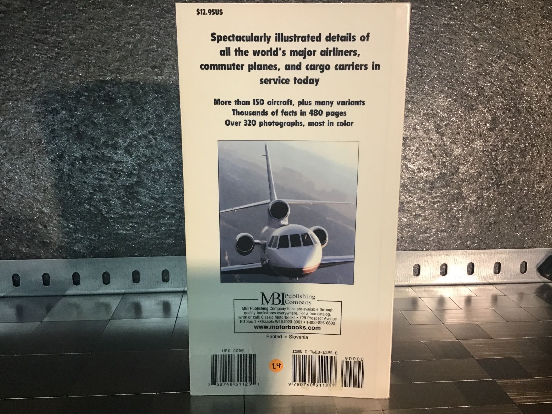 Libri: BUCH MODERN COMMERCIAL AIRCRAFT – Usato da Männedorf venduto da Spezial-Modelle 2