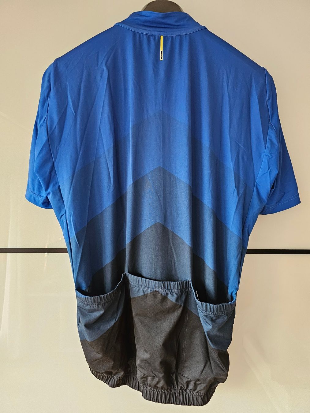 Leibchen & Hosen: 3x Velo Trikots - 2x Mavic 1x Triple 2 - Bundle – Gebraucht aus Zürich von Zurich_M 7