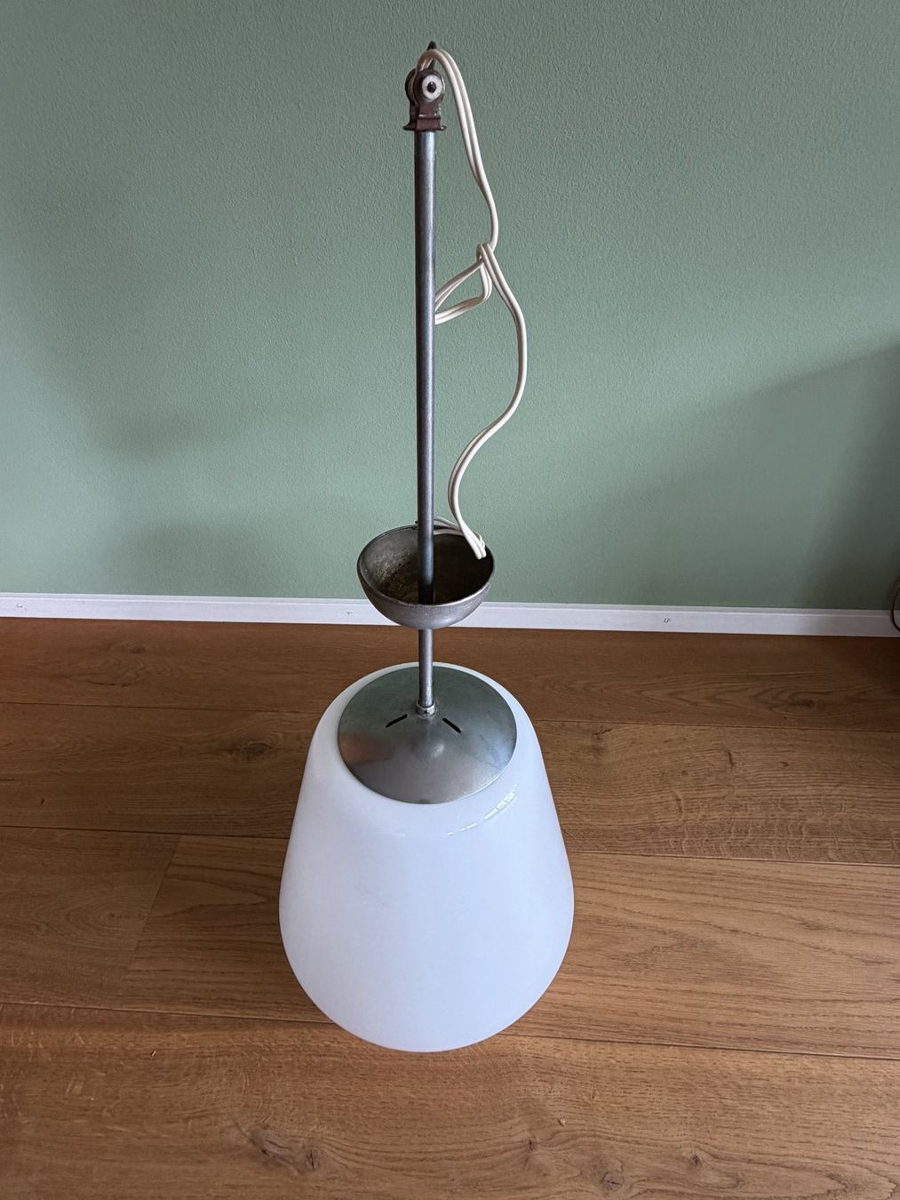 Lampadari & plafoniere: Vintage Opalglas-Pendelleuchte, MidCentury – Usato da Horw venduto da ingala