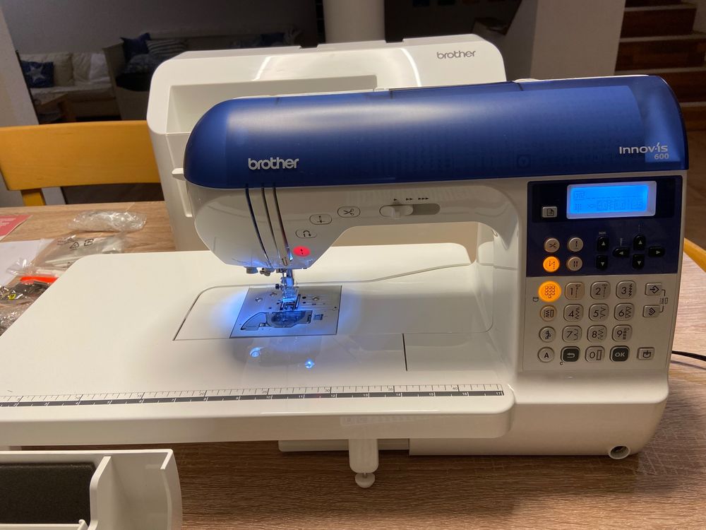 Nähmaschine BROTHER Innovis 600 (NEU) Acheter sur Ricardo