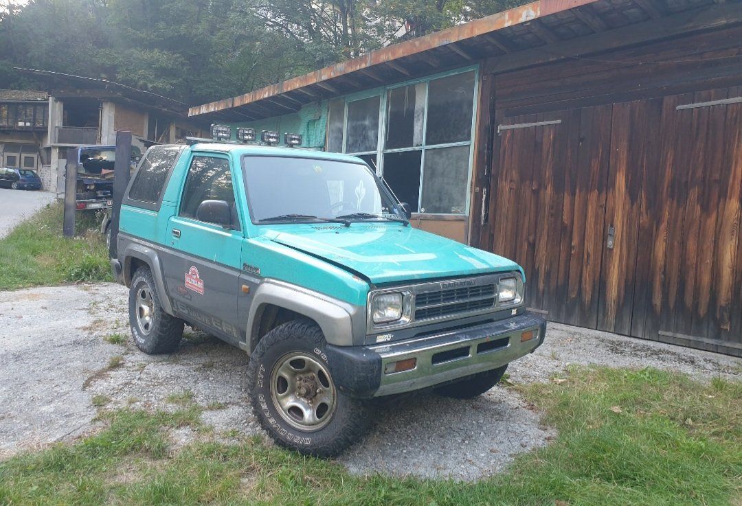 Daihatsu Autos: Vendo – Gebraucht aus Menzonio von lionello62