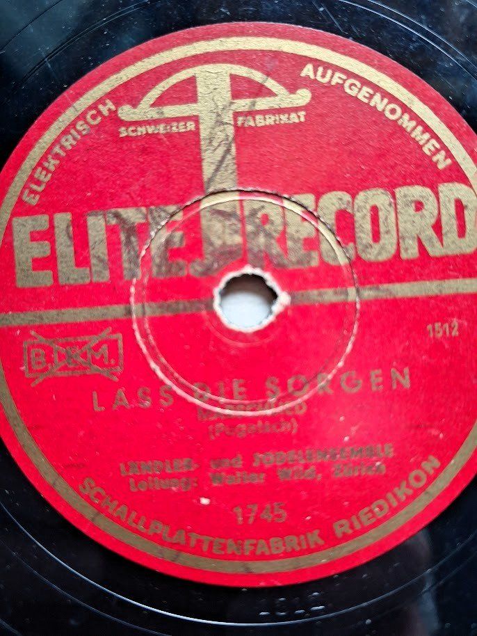 Schallplatten: 7 alte Langspielplatten mit Original Coover ca. 1945-1950 – Gebraucht aus Alpnach Dorf von MZ001 6