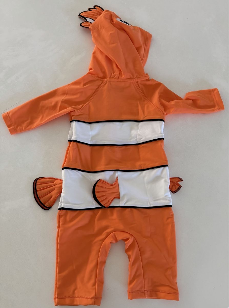 Completi: Disney store neoprenanzung – Nuovo e nell'imballaggio originale da Riva San Vitale venduto da anouky01 1