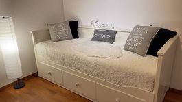 Tagesbett mit 3 Schubladen HEMNES von IKEA