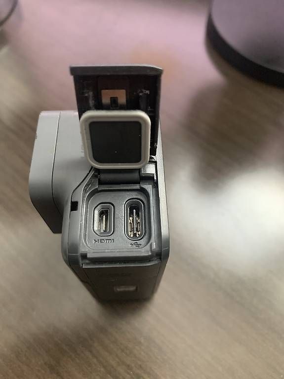 Action Cam: GoPro 5 Black mit Akku und Objektivschutz – Usato da Uster venduto da dan_5m6y 3