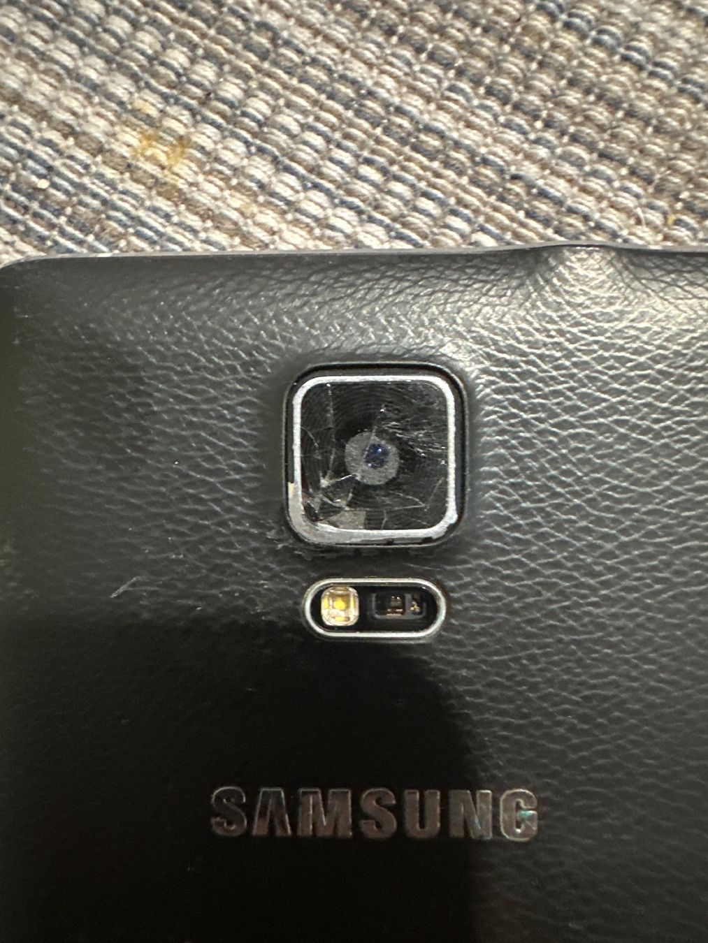 Samsung Telefoni cellulari / Smartphones: Samsung Note 4 – Usato da Zürich venduto da katya_noia 2