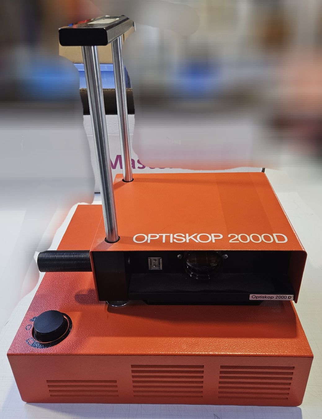Obiettivi: Optiskop 2000D - Vergrösserungsgerät – Usato da Schwerzenbach venduto da Julbox 1