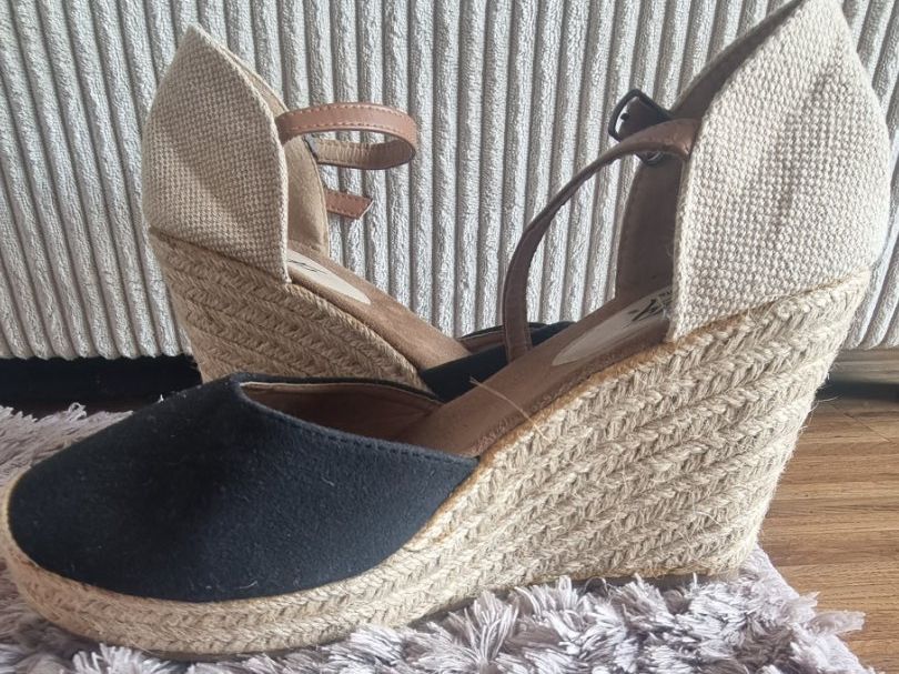 Damenschuhe: Stylische Espadrilles in Schwarz Gr. 39 – Gebraucht aus Meilen von Angelinaa98 1