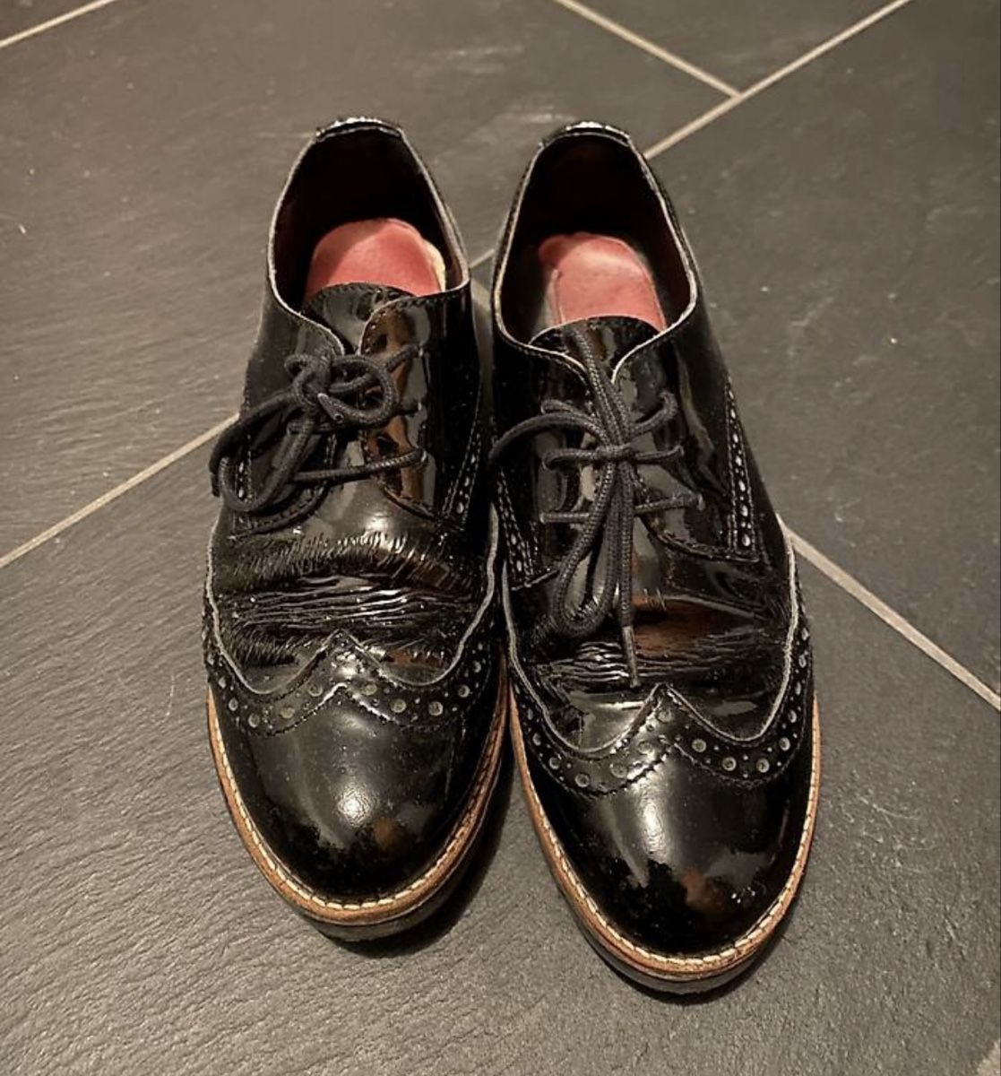 Chaussures femmes: Lackschuhe, schwarz – D'occasion à Embrach par ale_v5qn