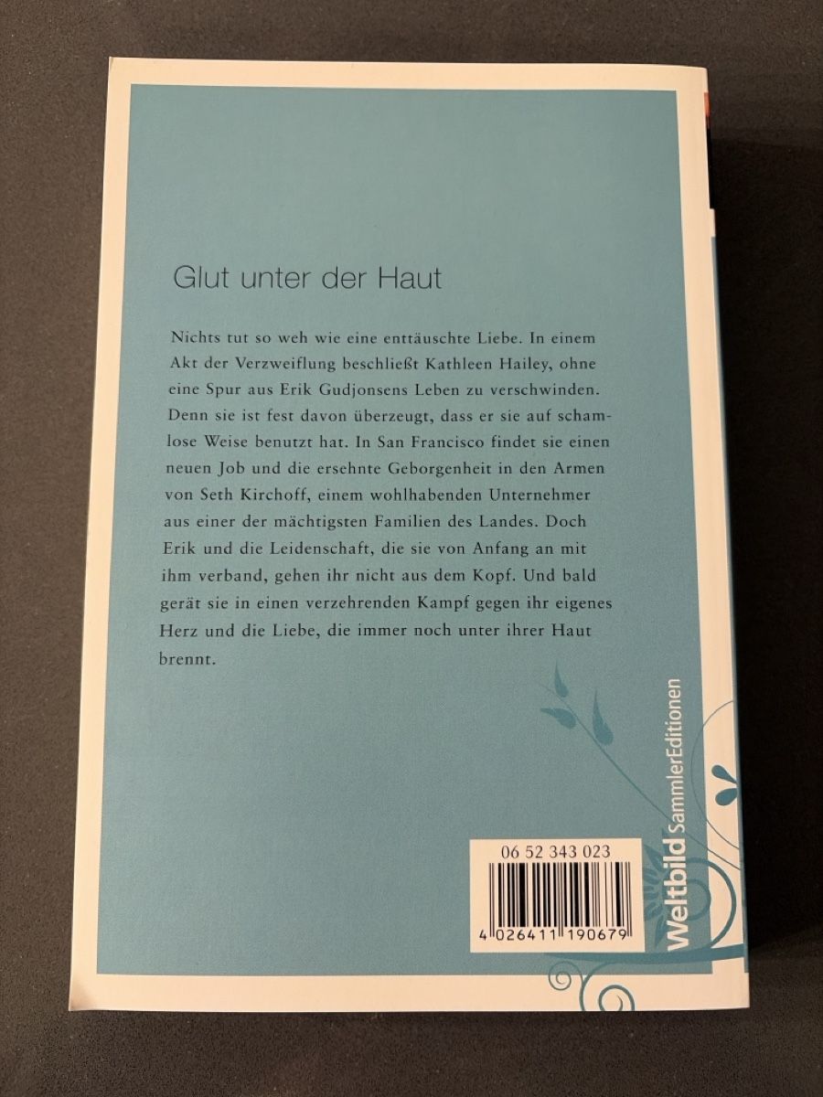 Libri: Sandra Brown - Glut unter der Haut – Nuovo (secondo la descrizione) da Winterthur venduto da may_7vq8 1