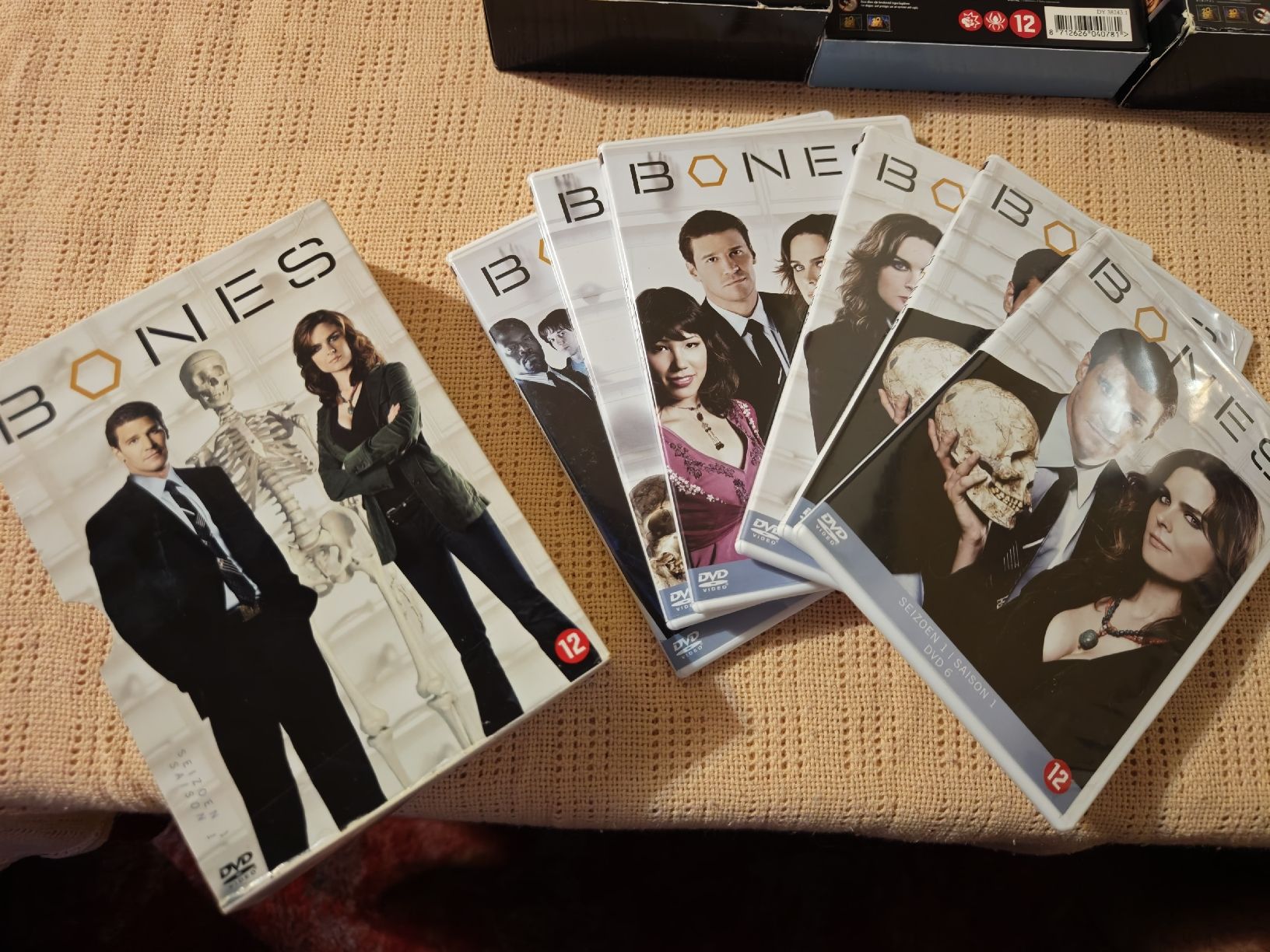 Alle DVDs: DVD Bones - L'intégrale des saisons 1 à 10 – Gebraucht aus Le Séchey von camg202 2