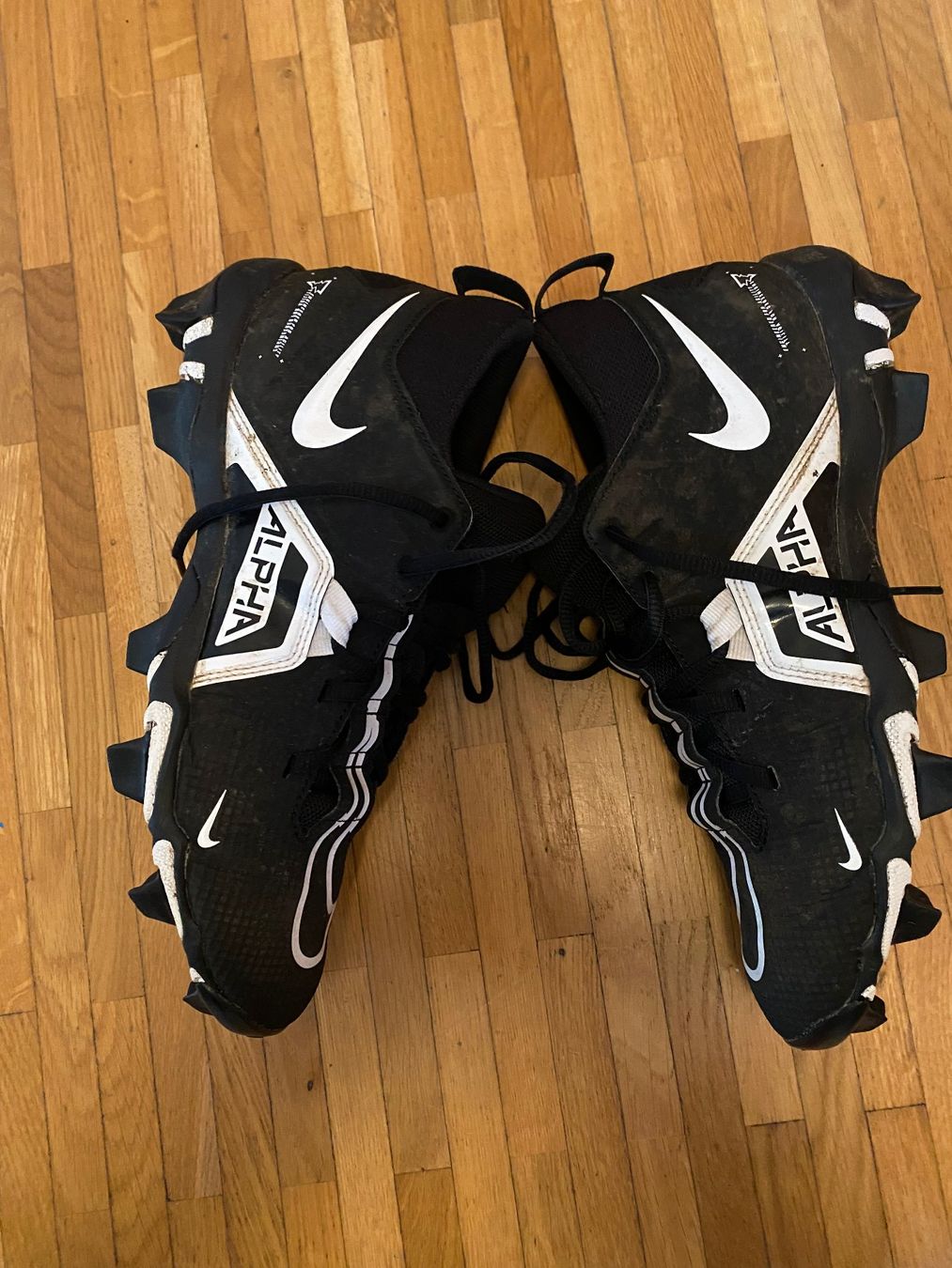 Scarpe da uomo: Footballschuhe ALPHA Grösse 42.5 – Usato da Zürich venduto da Suzanita 1