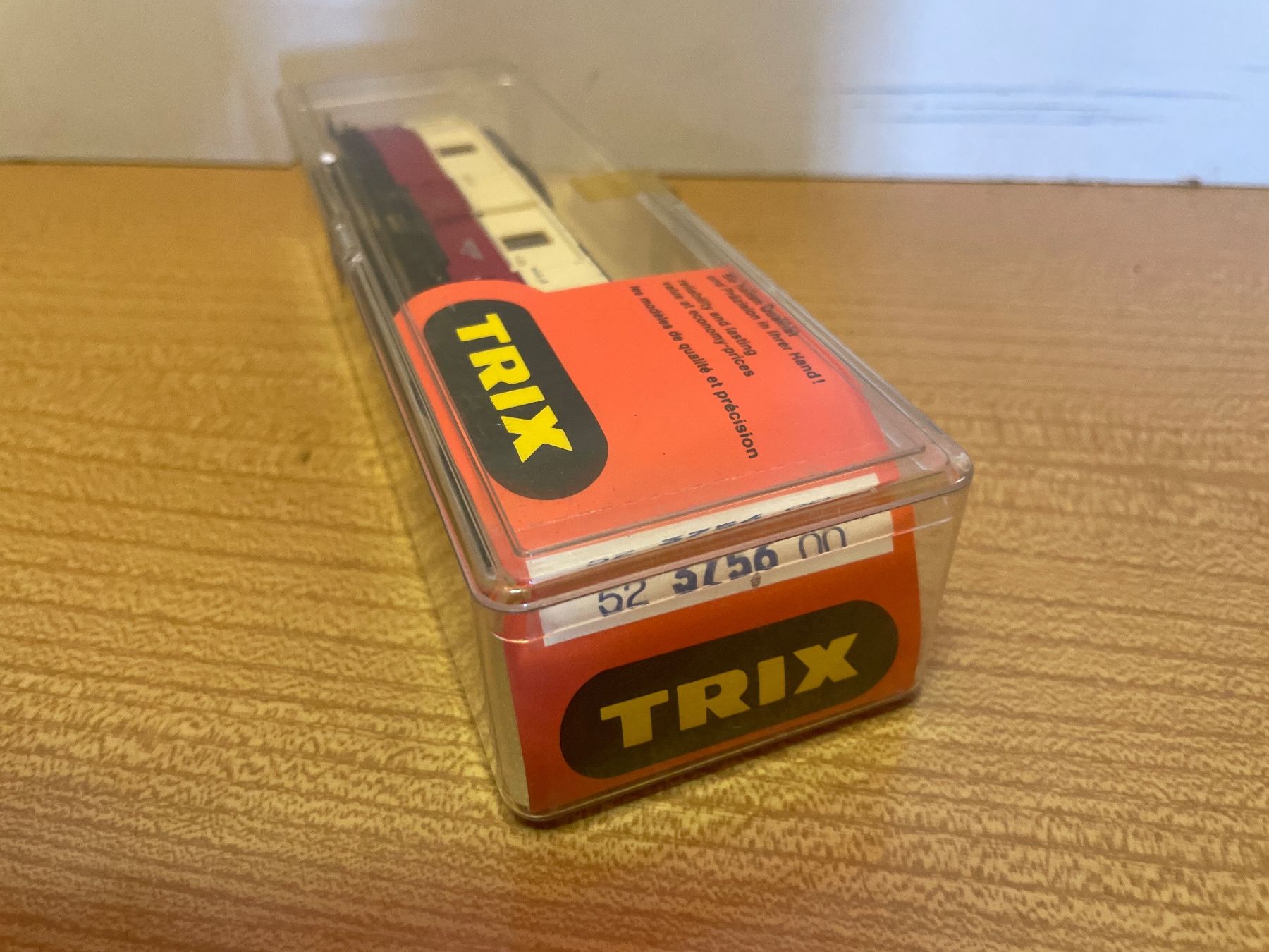 Trix Modelleisenbahnen: Trix H0 weiss rot – Gebraucht aus Suhr von Daneli7 5