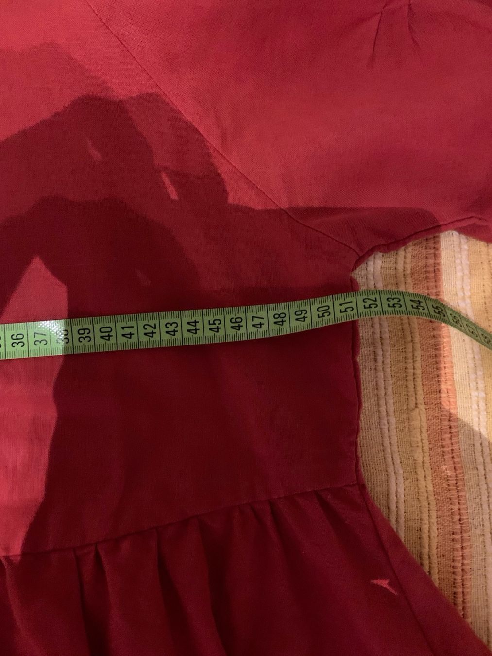Camicette: Bluse mit Leinen, spezieller Schnitt, neuwertig – Usato da Meilen venduto da Flockenwirbel 3
