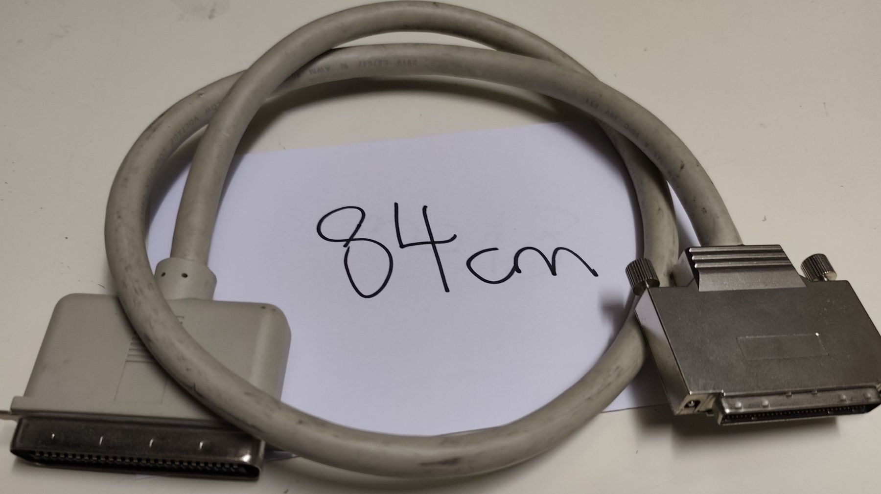 Kabel: 5 SCSI Kabel in verschiedenen Grössen – Gebraucht aus Grüt (Gossau ZH) von Adidassler