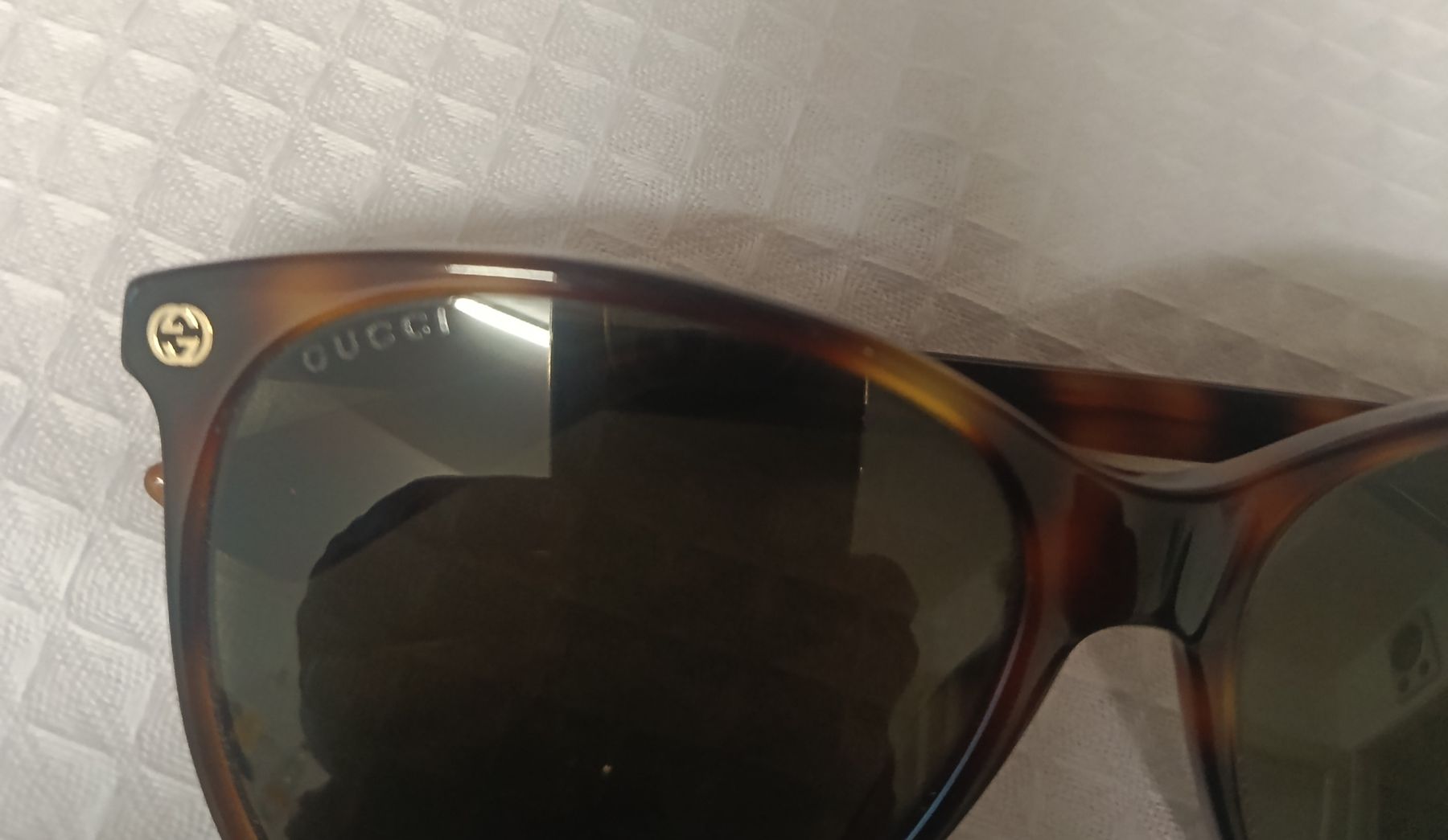 Gucci Lunettes & Verres: Lunettes Gucci – D'occasion à La chaux de fonds par ton_79f7 1