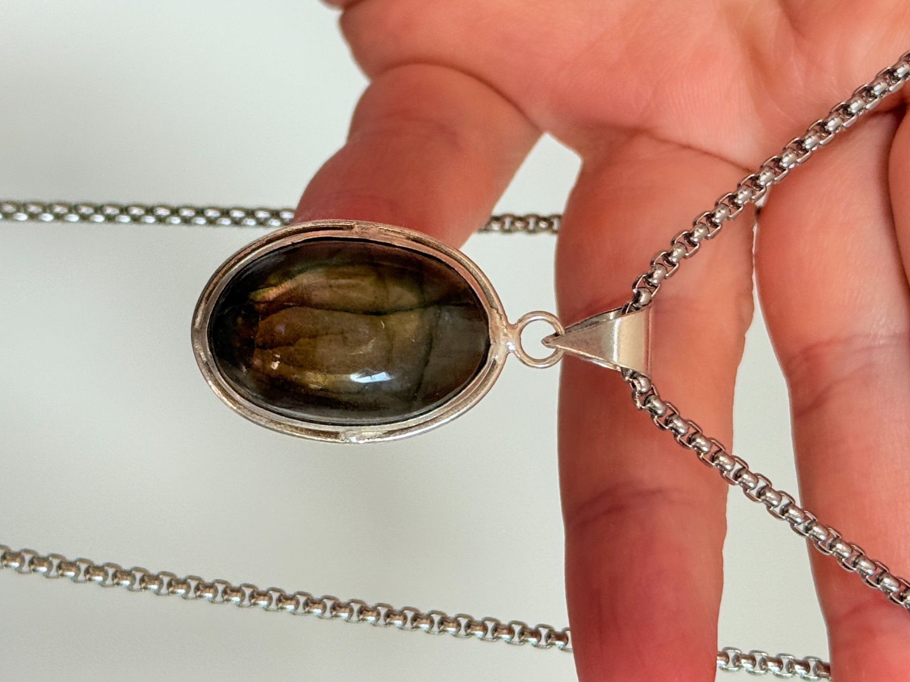 Catenine: Collier avec pendentif en labradorite – Nuovo e nell'imballaggio originale da Genève venduto da AGBERG 5