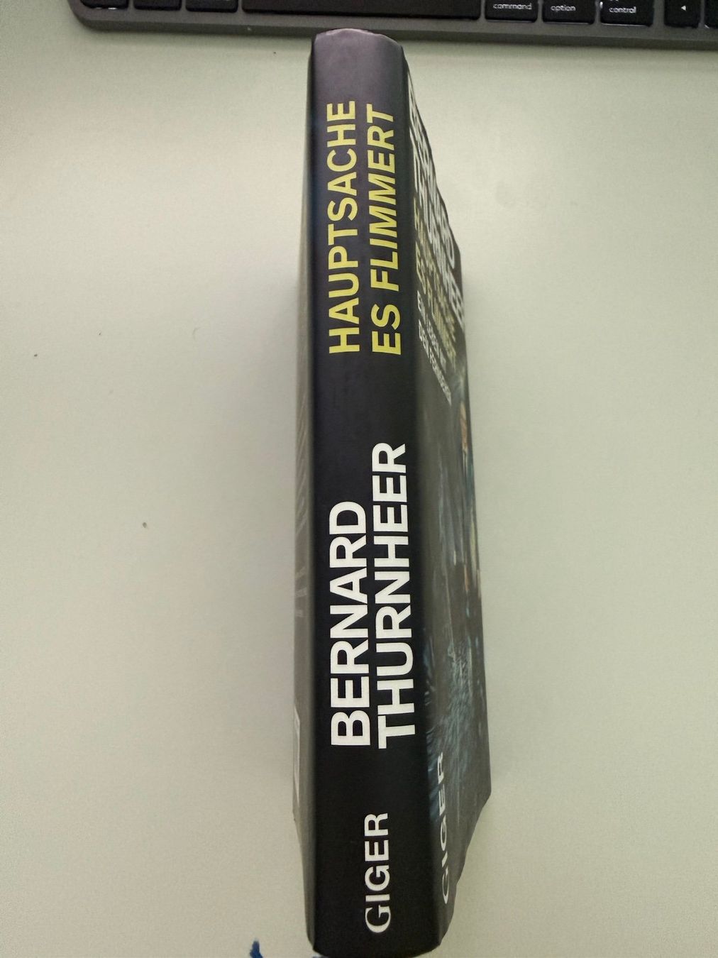 Libri: Buch - Beni Thurnheer - Hauptsache es flimmert – Usato da Rapperswil SG venduto da movingpictures 1