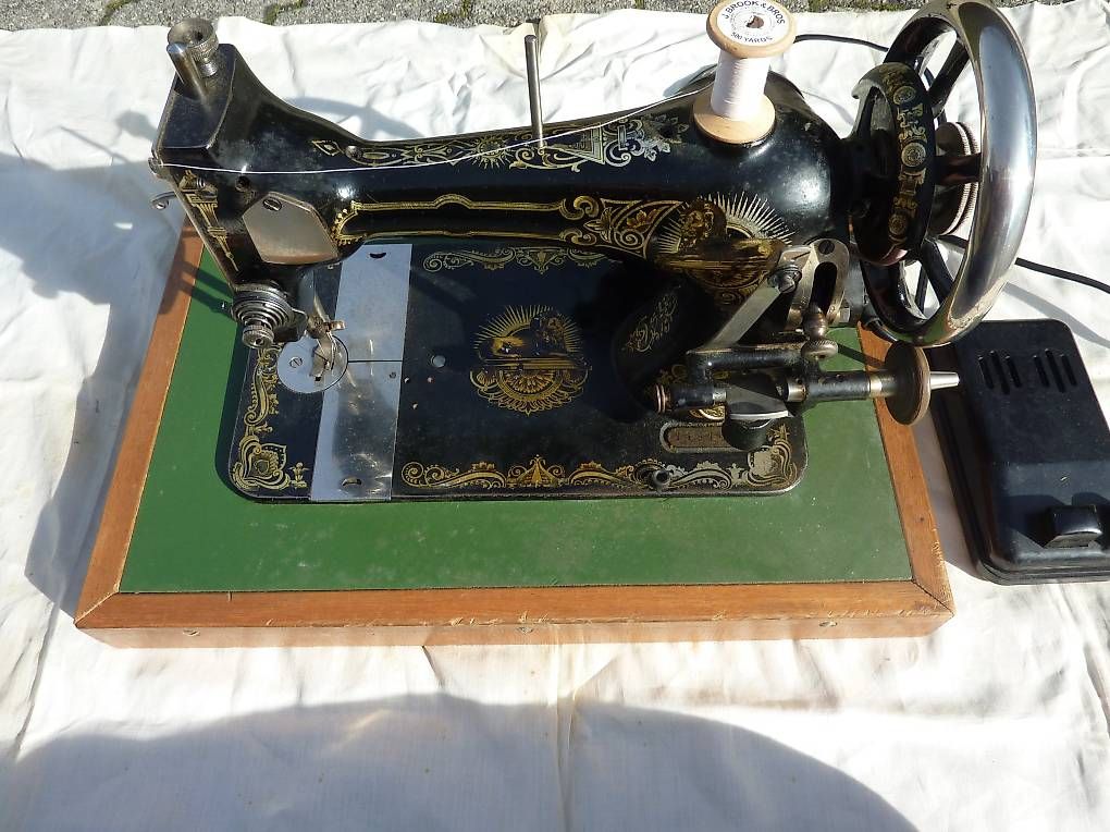 Singer Vintage machine à coudre (D'occasion) à vessy pour CHF 600 ...