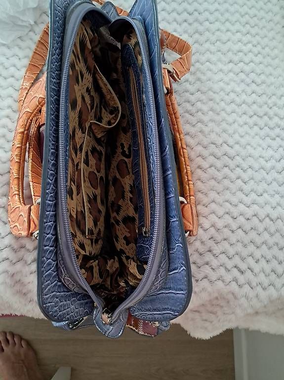 Taschen für Damen: Damentasche  – Neu und originalverpackt aus Basel von len_t965 2