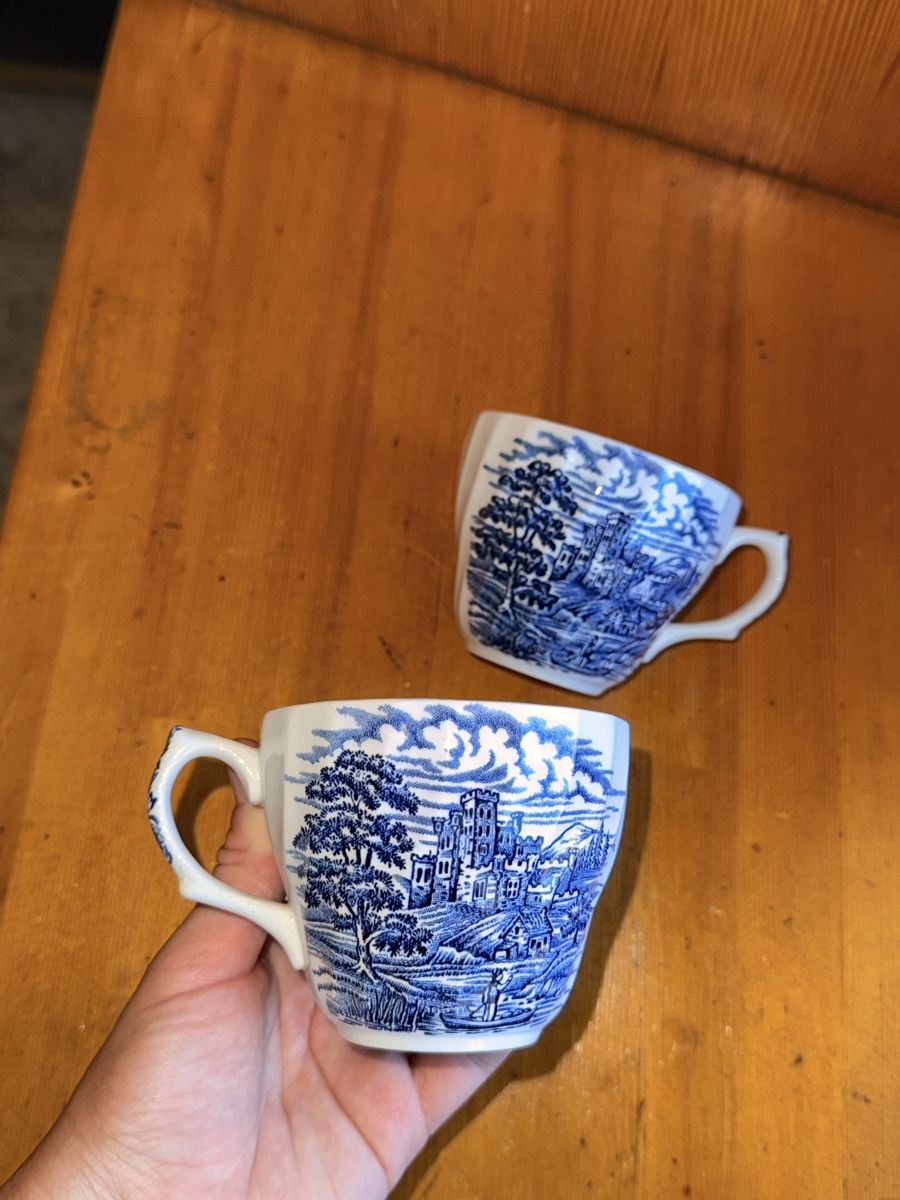 Tazze: 2 Tassen blau , England – Usato da Le Sentier venduto da CannelleVintage13 8