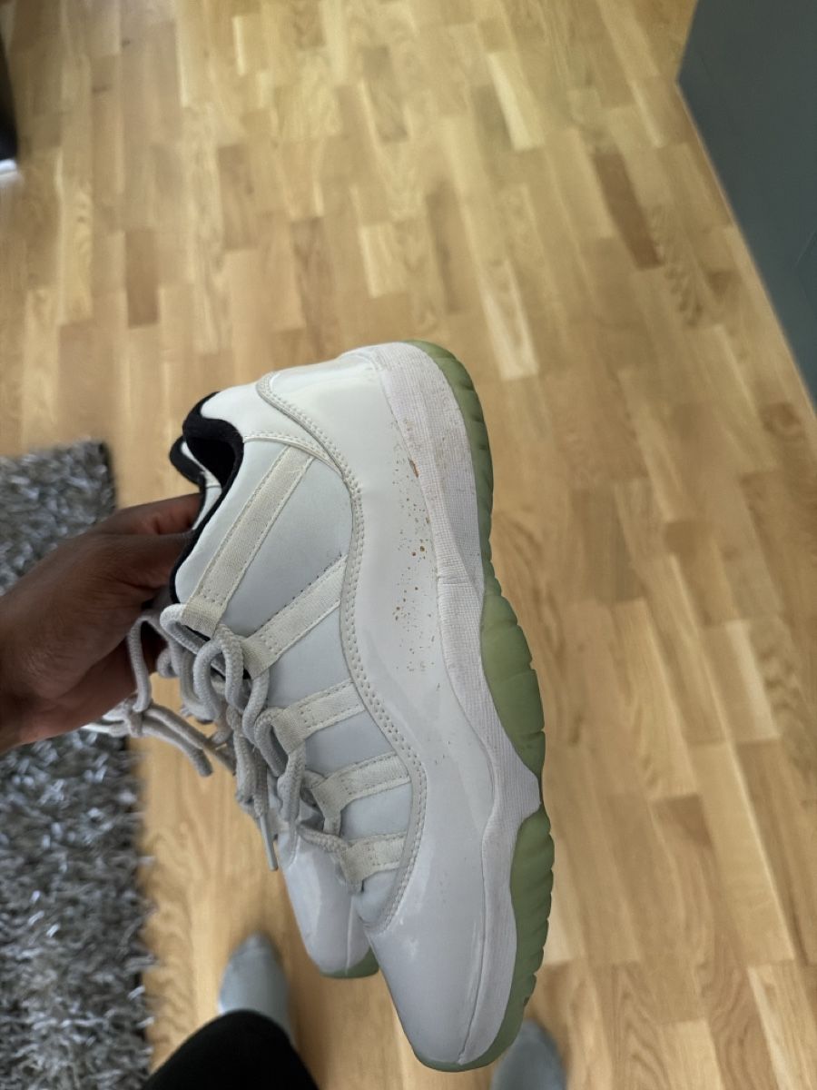 Jordan Scarpe da uomo: Jordan 11 – Usato da Pieterlen venduto da sam_58jm 1
