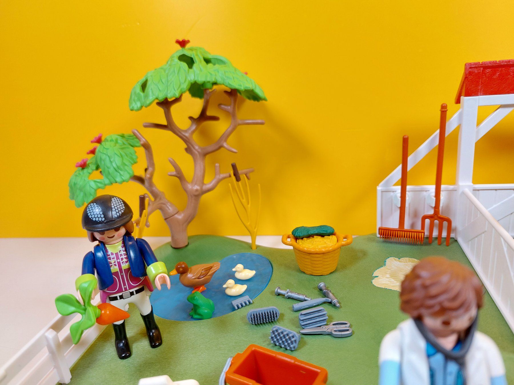 Playmobil Giocattoli: Playmobil 6147 Super Set Koppel mit Pferdebox – Usato da St.Gallen venduto da TinasBauundSpiel 2