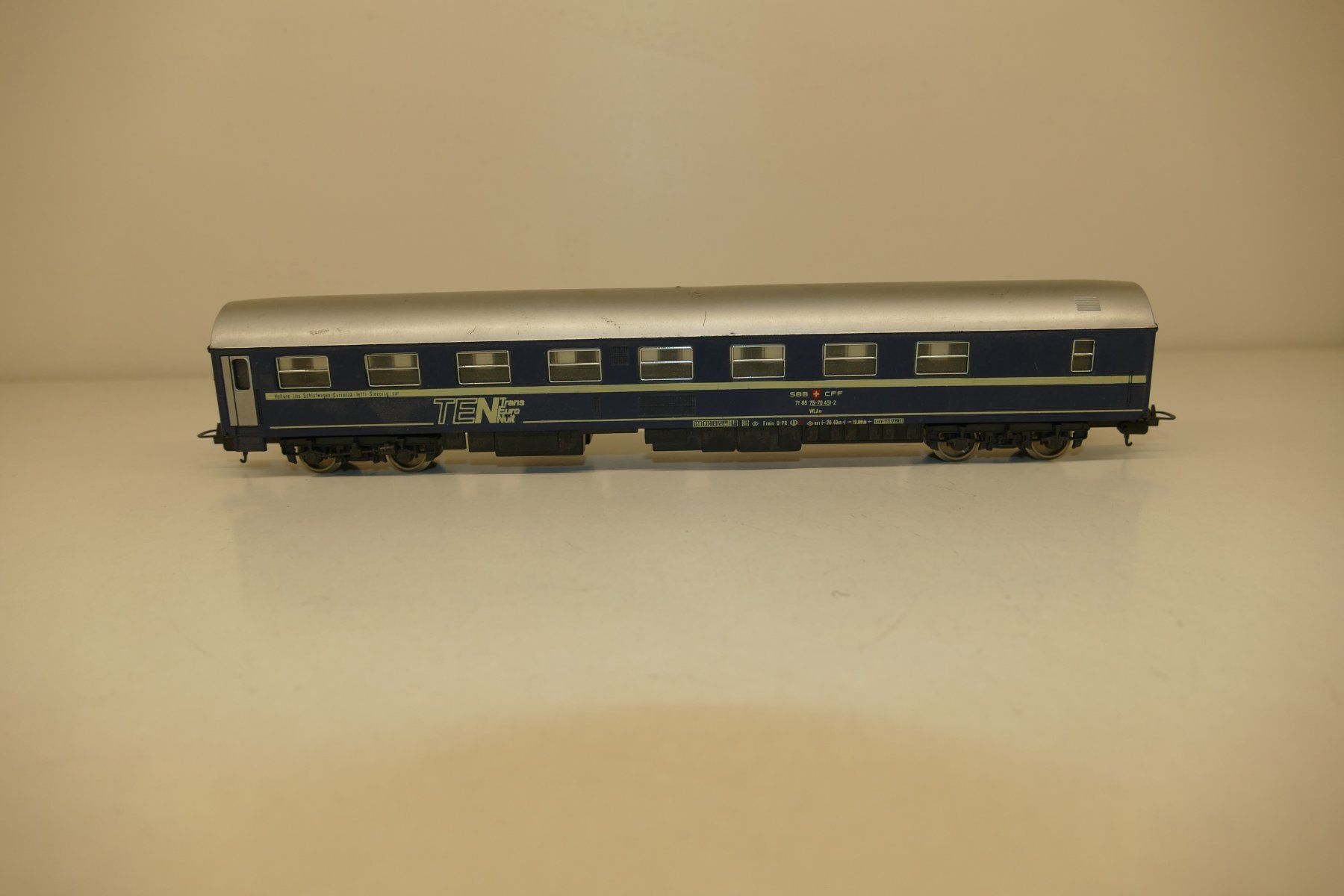 Lima Modellini di ferrovie: Lima H0: SBB TEN Schlafwagen – Usato da Niederhasli venduto da Flash32