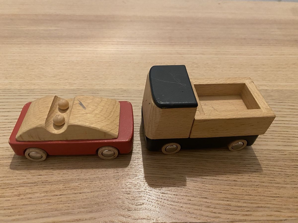 Liewood Giocattoli: Liewood Autos aus Holz – Usato da Birr venduto da Vintage-Liebhaber 2
