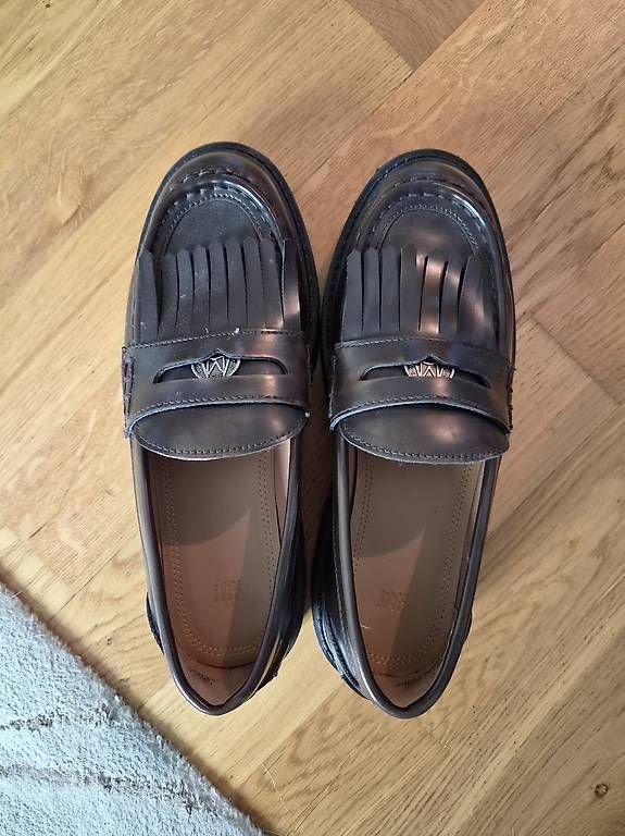 Scarpe da donna: Chaussures marron élégantes  comme neuves – Nuovo e nell'imballaggio originale da Bernex venduto da luanacsoares 2