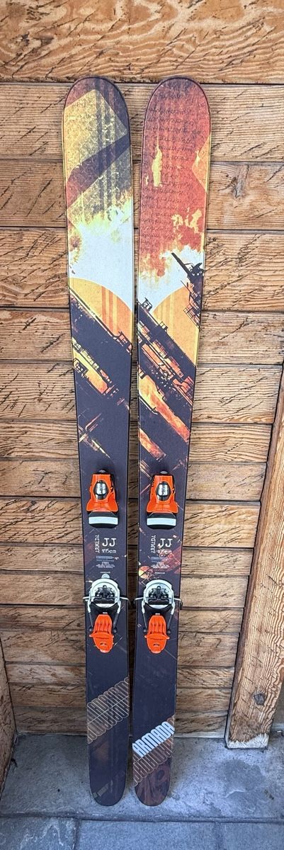 Armada Sci: ARMADA JJ mit Rossignol FKS 140 Bindung – Usato da Grächen venduto da Range725