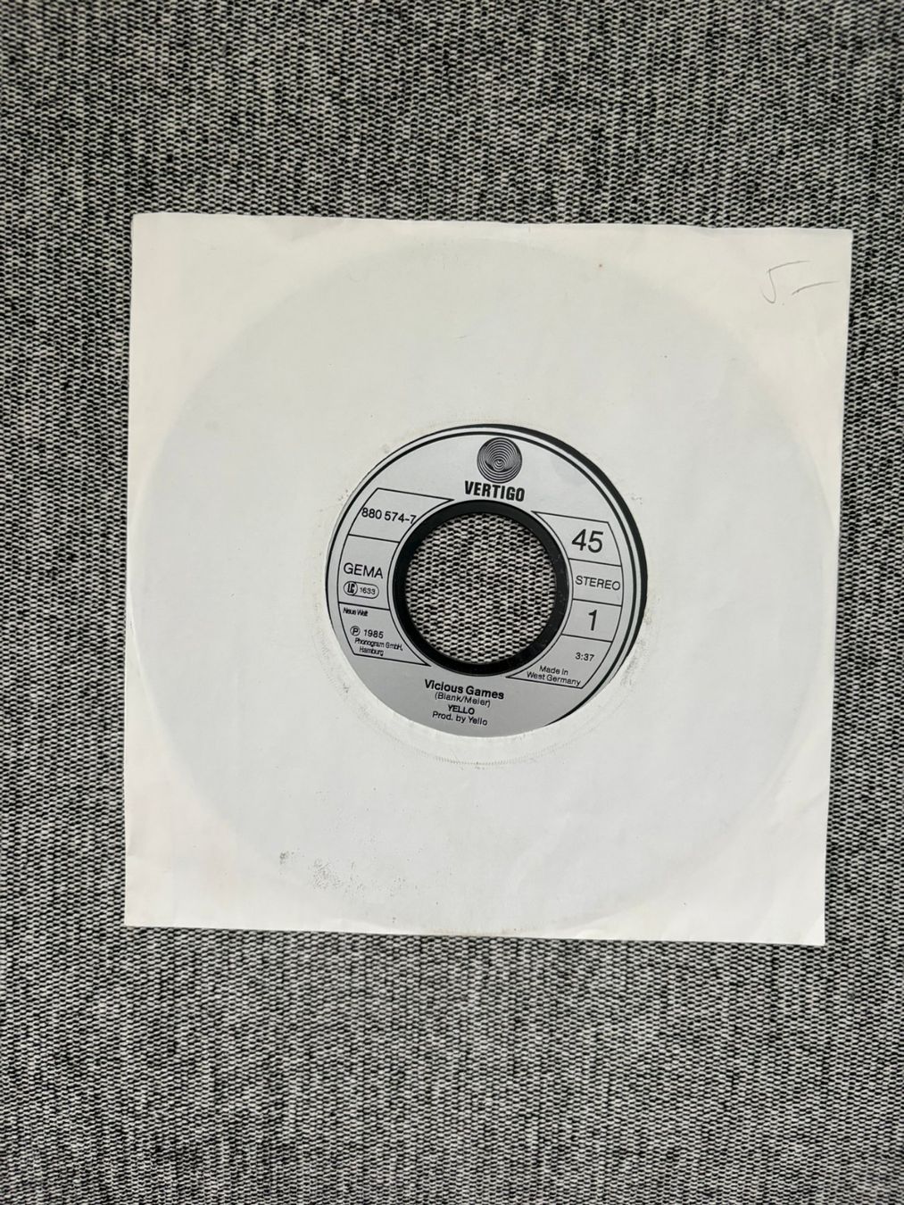 Vinyles: Yello - Vicious Games – D'occasion à Zofingen par Bigron