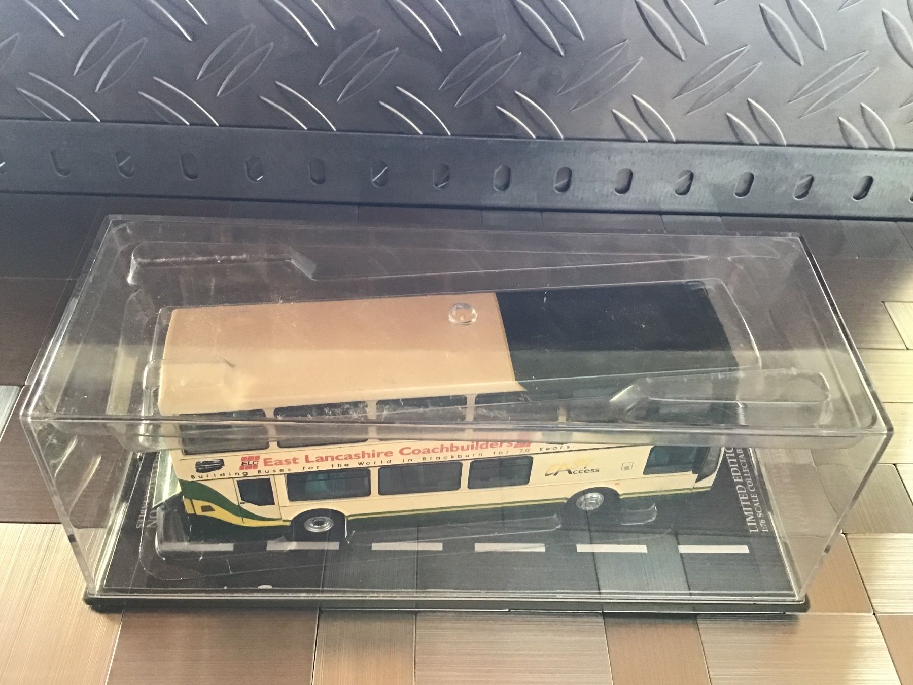 Kit di modellismo & Modellini statici: ORIGINAL OMNIBUS  1:76 – Usato da Männedorf venduto da Spezial-Modelle 2