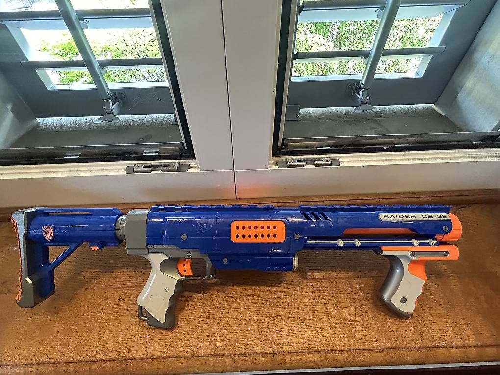 Giocattoli: Nerf Blaster Mit Doppelt so viel Darts  – Usato da Schönenwerd venduto da Tuttittrustsell 1