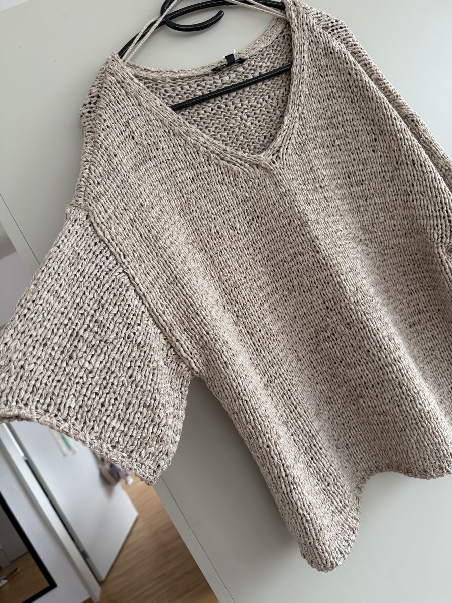 Top: Cosy Beige Oversized Knit Top - Perfect for Spring! – Nuovo (secondo la descrizione) da Winterthur venduto da -BeHappy24- 2