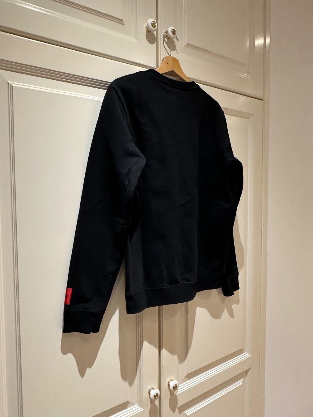 Hugo Boss Maglioni & Felpe: Hugo Boss Pullover Schwarz Gr S – Usato da Coppet venduto da AlexandraAmmann 2