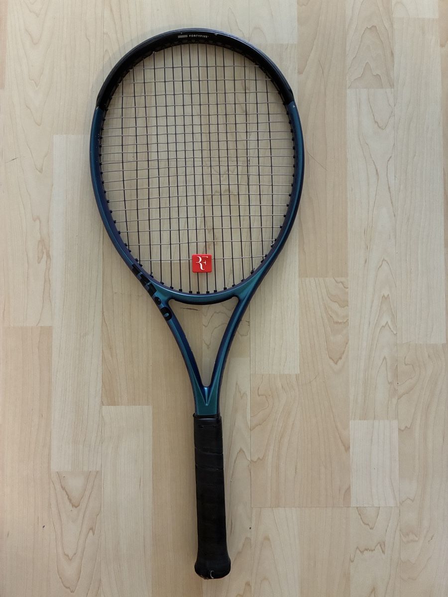 Schläger: Wilson Ultra V4 – Gebraucht aus Buchs AG von Cflyingfish