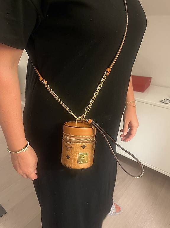 Mcm Borse da donna: MCM Nano Crossbody Pouch – Usato da Aarberg venduto da Beni-Nadine86 1